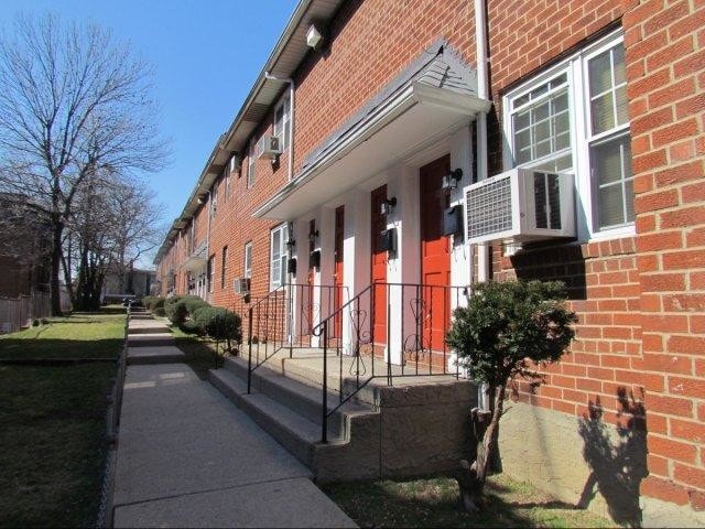 Building Photo - 77 Terrace Ave