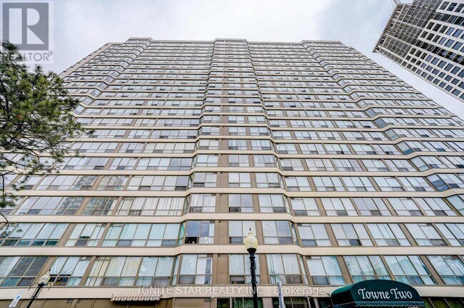 Building Photo - 55 Elm Dr W