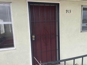 Building Photo - 913 Highland Ave