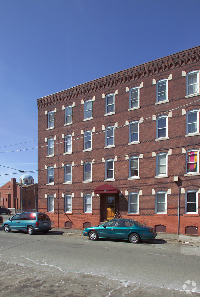 Building Photo - 127-129 Clemente St