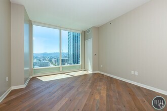 Building Photo - 401 Harrison St