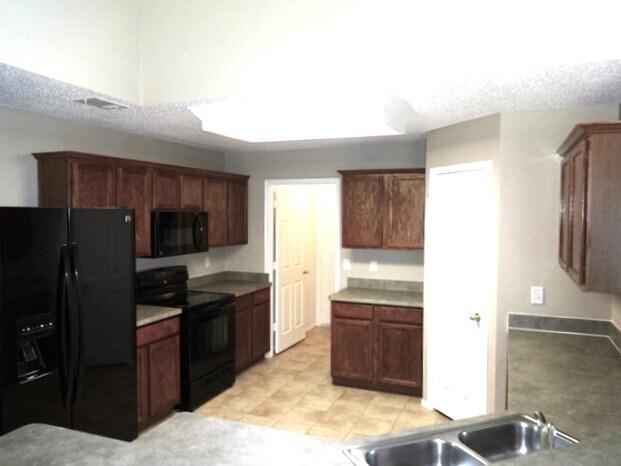 Foto del edificio - 200 Rock Prairie Ln