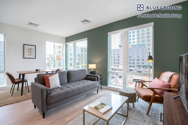 Foto del edificio - 47 Bishop Allen Dr