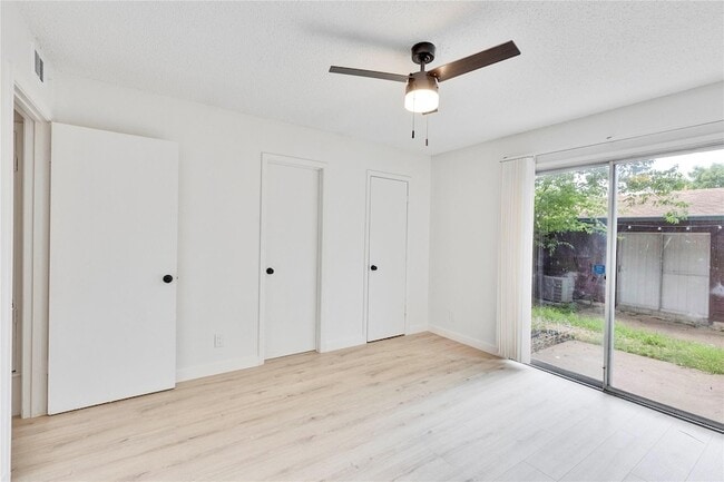 Building Photo - 2314 Greenfield Pkwy