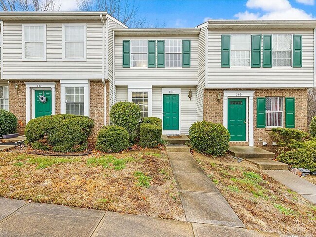 Photo - 529- LEX Apartment