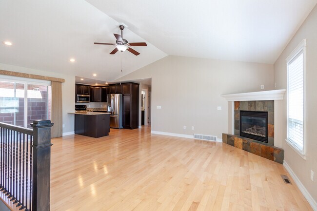 Building Photo - 414 Appletree Lane - 1