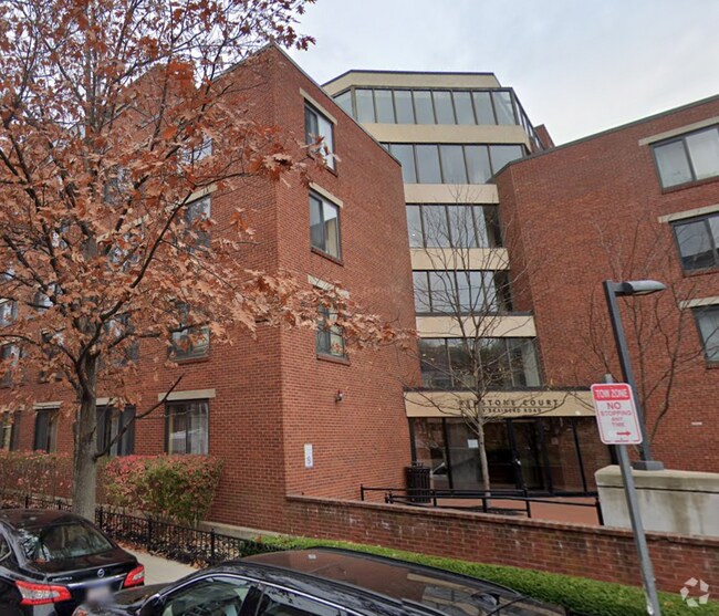 Building Photo - 85 Brainerd Rd