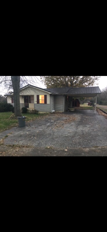 Foto principal - 105 Wilkerson St
