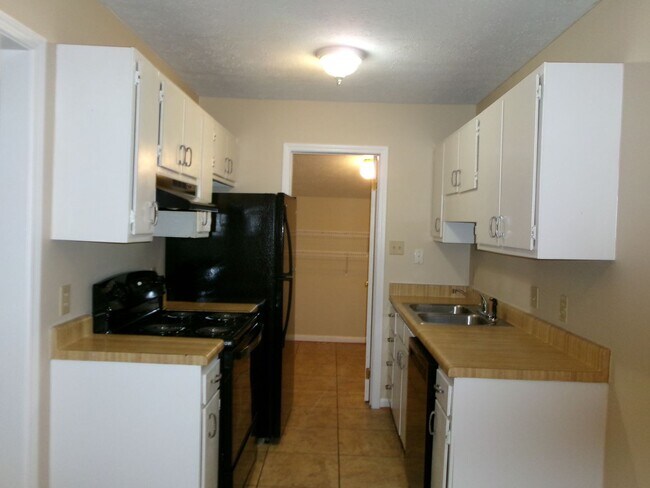 Building Photo - 4024 Maritimes Ct