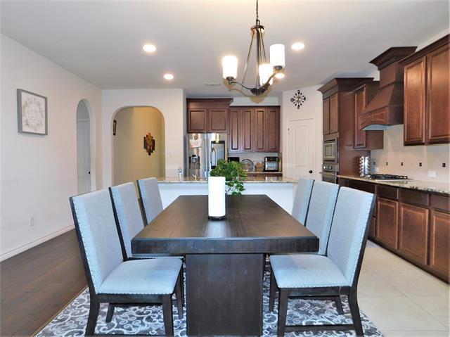 Foto del edificio - 716 Lake Pleasant Rd
