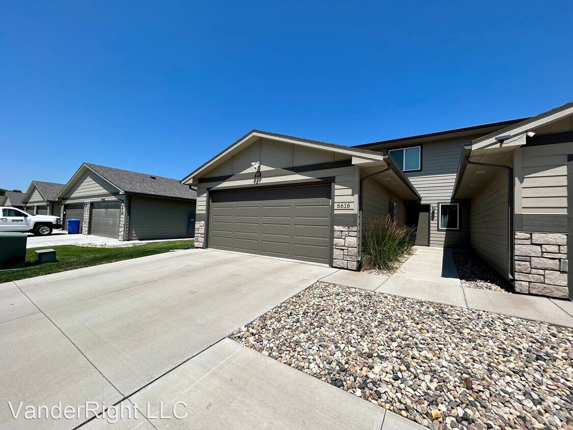 6616 W 6th Pl., Sioux Falls, SD 57107 - House Rental in Sioux Falls, SD ...
