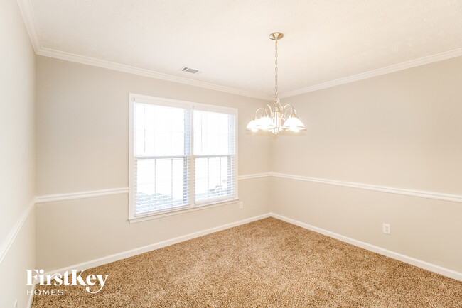 Foto del edificio - 55 Lacey Oak Ln