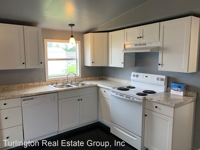 Building Photo - 3 br, 2 bath House - 102 Wilson St