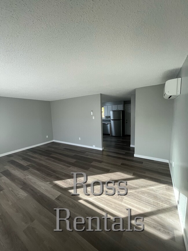 Building Photo - 419 N 23rd Ave