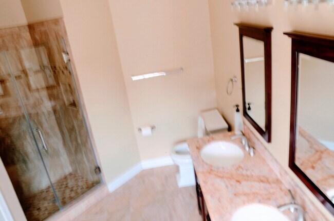 Foto del edificio - 12250 Winscombe Ter