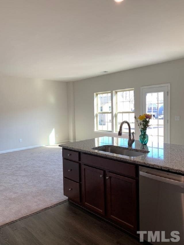 Building Photo - Single Family Home
