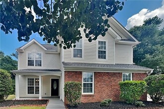 Building Photo - 1662 Maple Trace Ct