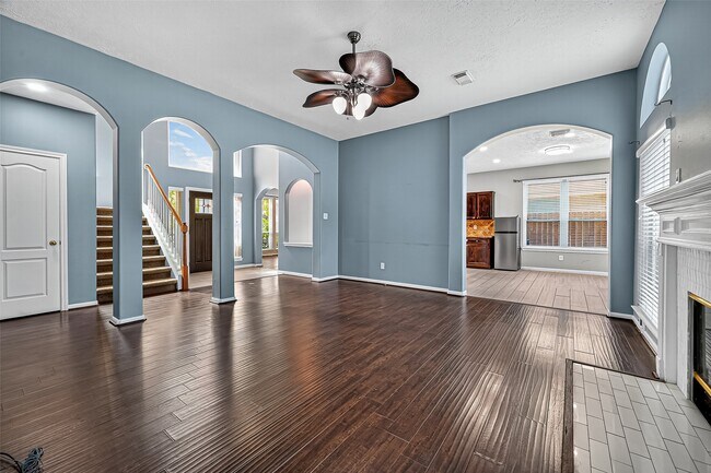 Foto del edificio - 11603 Oak Lake Park Dr