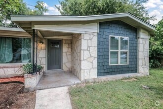 Building Photo - 623 Freiling