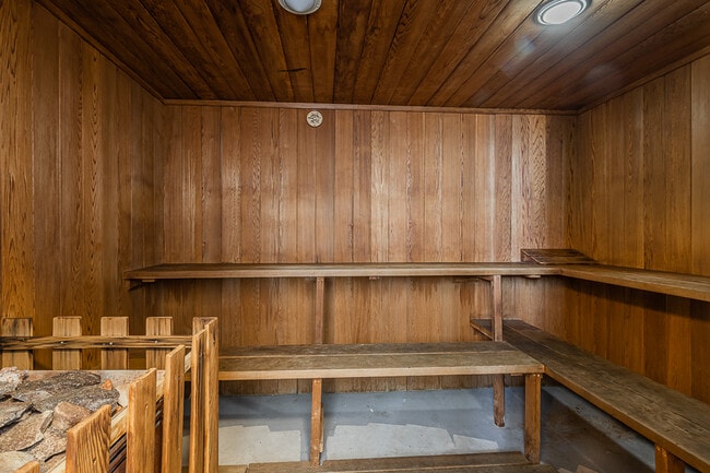 Building Photo - Le Montpellier