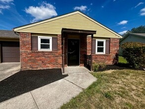 Building Photo - 810 Villa Park Ct