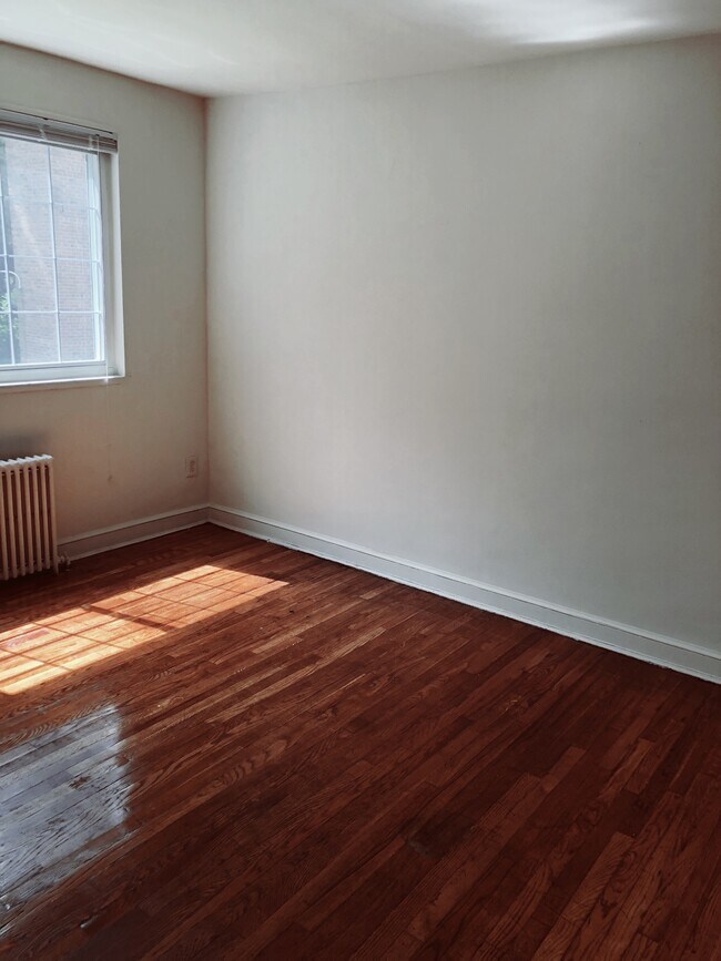 Foto del edificio - 100 Schuyler Rd