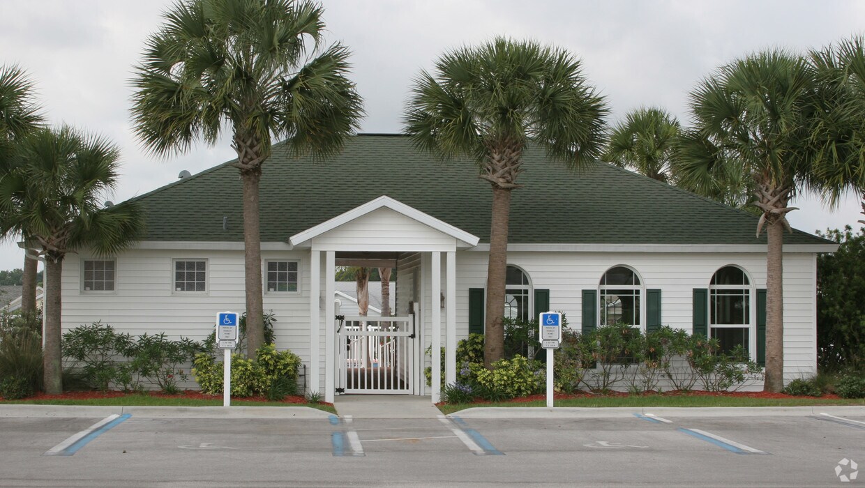 Highlands At Scotland Yards Apartments in Dade City, FL