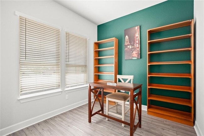 Building Photo - 12900 Stanford Dr