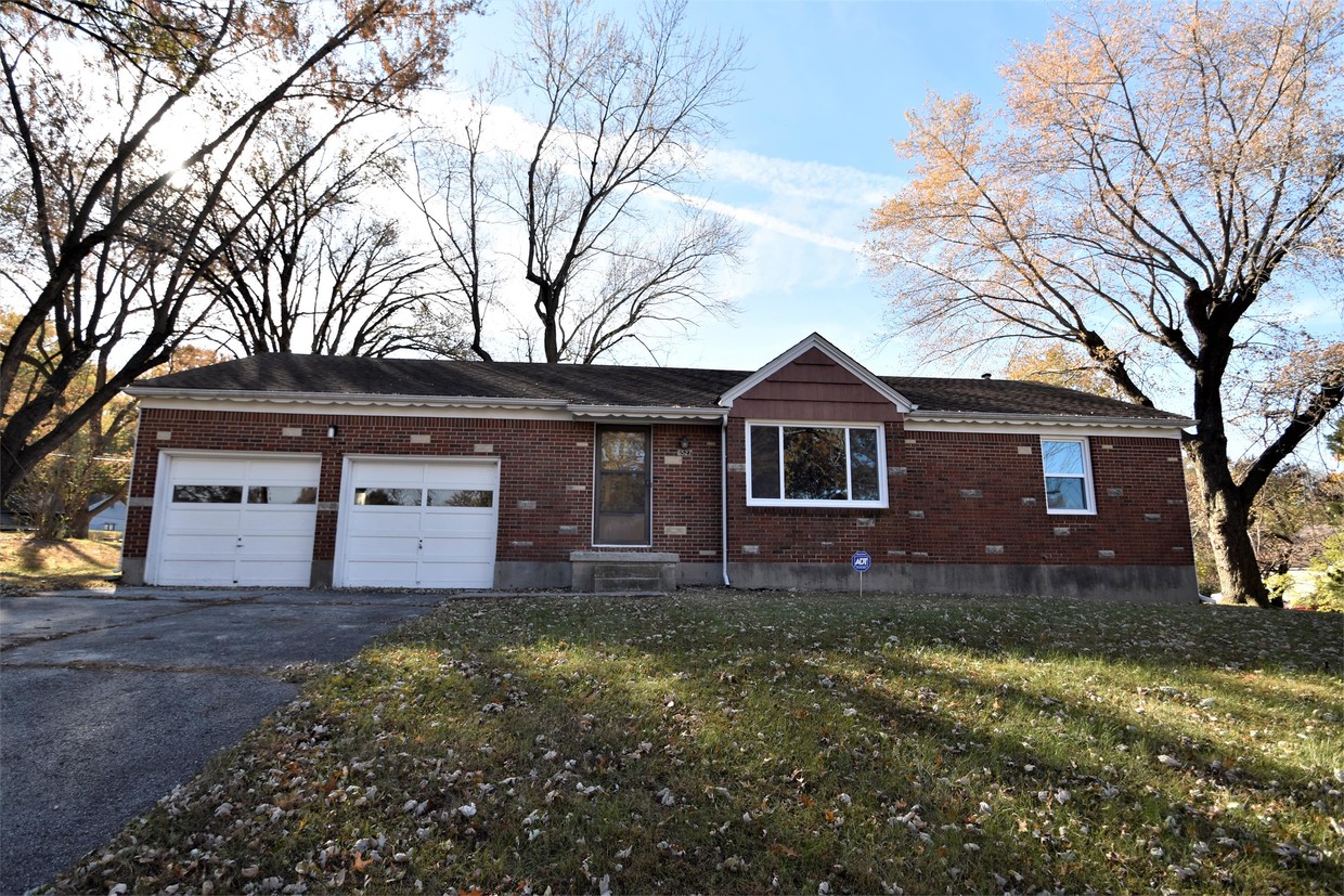 Foto principal - 6527 Troup Ave
