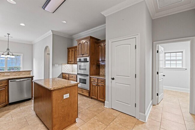 Foto del edificio - 1694 Pebble Creek Dr