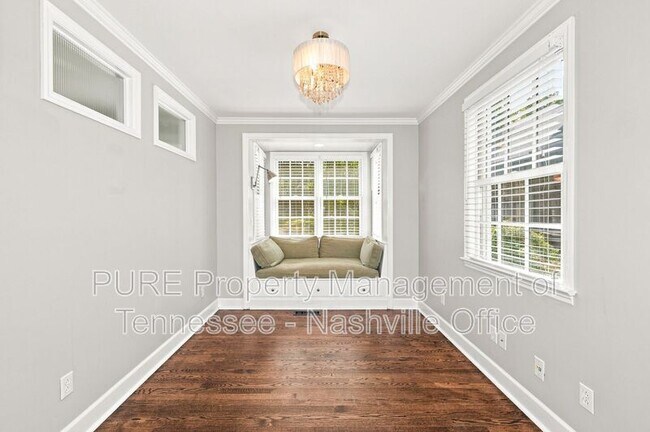 Foto del edificio - 947 Evans Rd