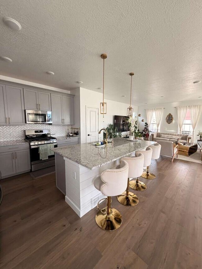 Cocina - 6344 W Copper Hawk Dr