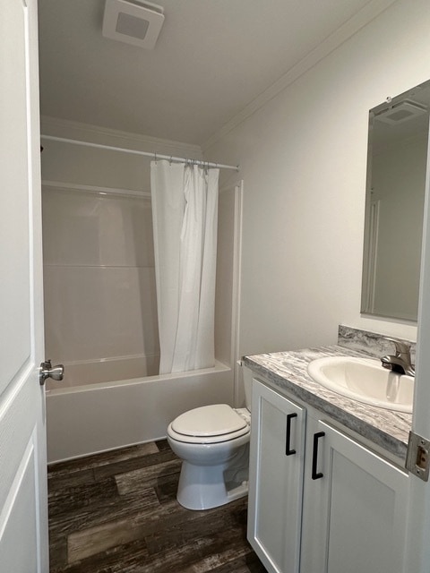 Building Photo - 3549 Warren Pl