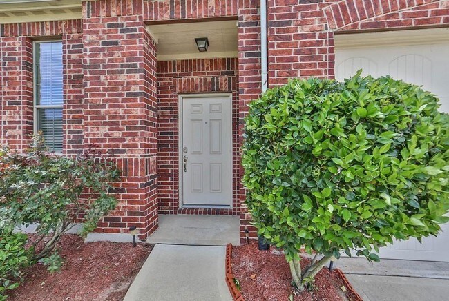 Foto del edificio - 718 Harbor Lakes Ln