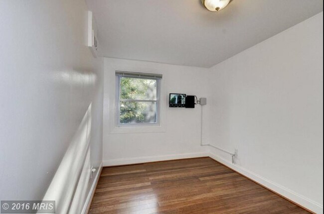 Foto del edificio - 1701 Montello Ave NE