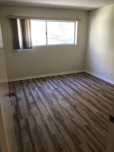 Foto del edificio - 5400 Lindley Ave