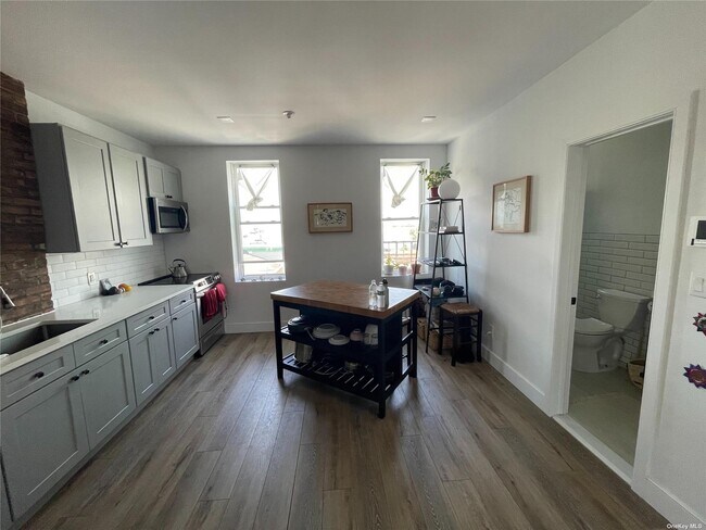 Building Photo - 112-16 Rockaway Beach Blvd
