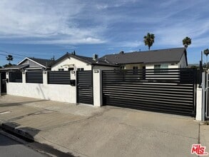 Building Photo - 11243 Lull St