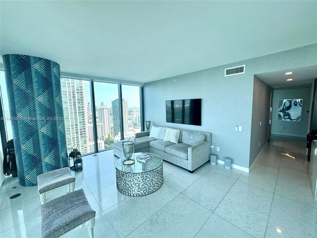 Foto del edificio - 3131 NE 7th Ave