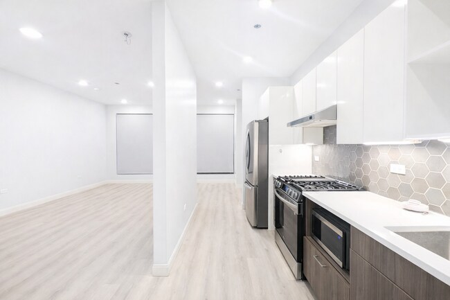 Foto del edificio - 948 W Sunnyside Ave