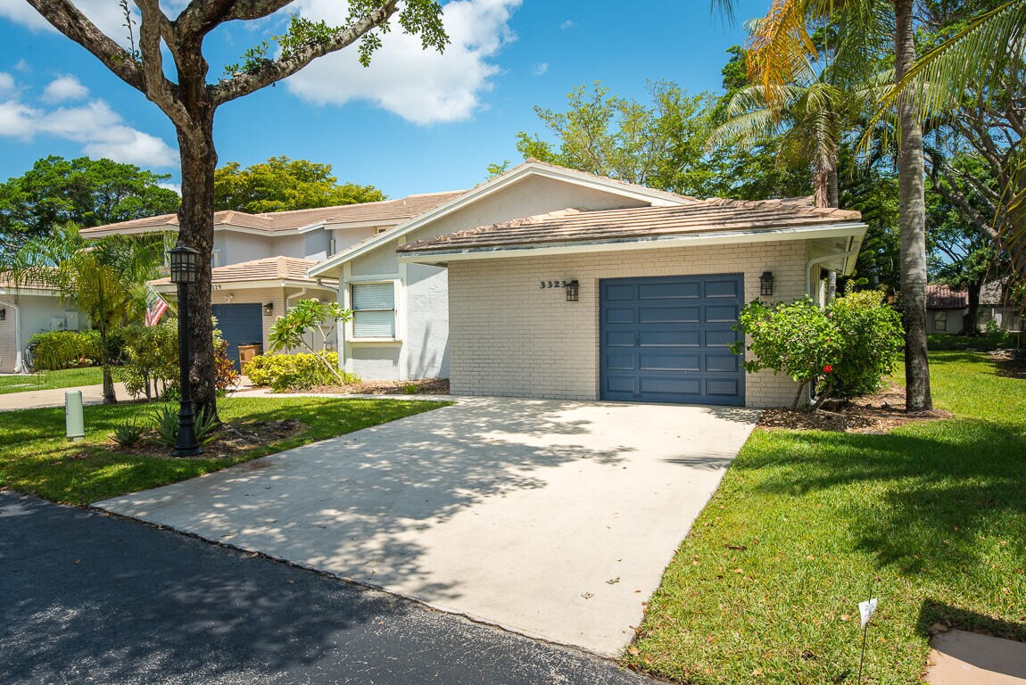 3323 Lake Shore Dr, Deerfield Beach, FL 33442 House Rental in