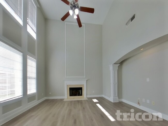 Building Photo - 116 Fate Ct