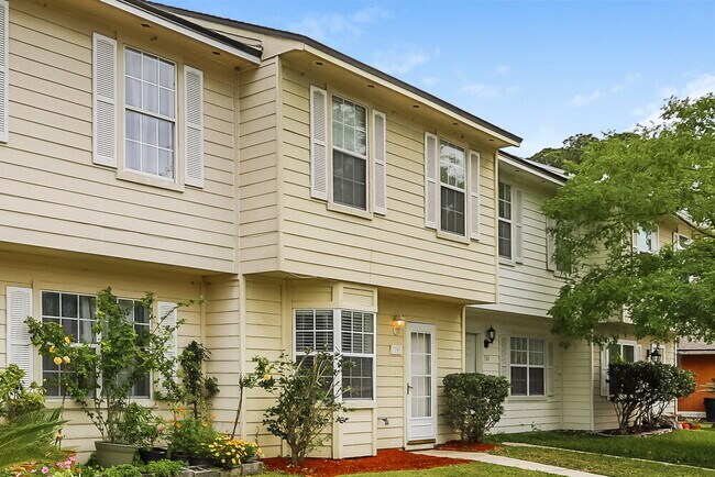 Foto del edificio - 3359 Mandarin Glen Dr