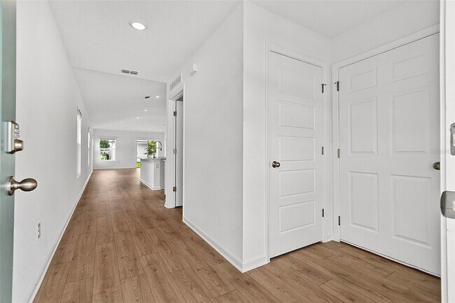 Foto del edificio - 863 Grand Reserve Dr