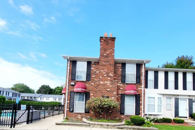 Building Photo - 21771 Hidden Rivers Dr N