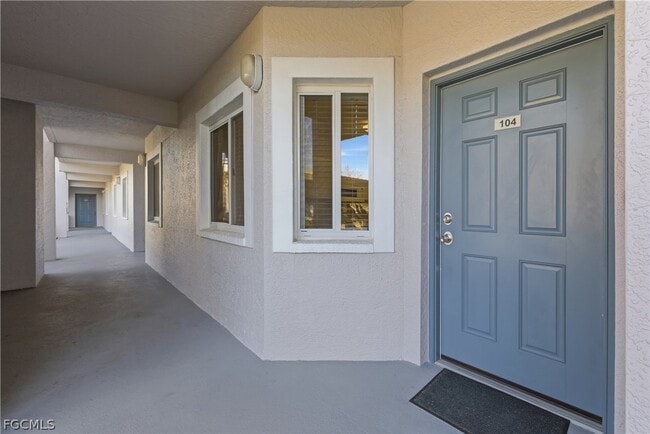 Building Photo - 7823 Regal Heron Cir