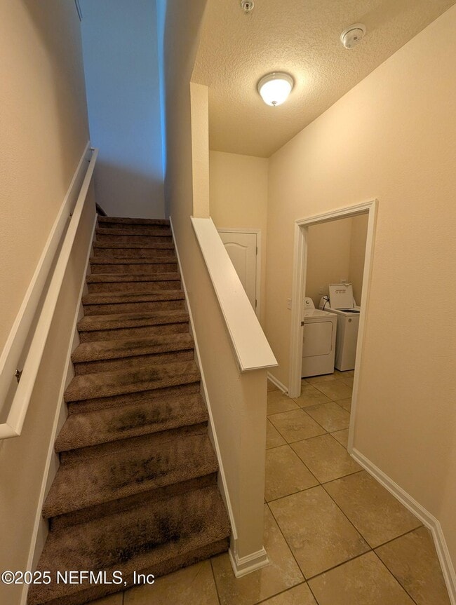 Foto del edificio - 1622 Golden Lake Loop