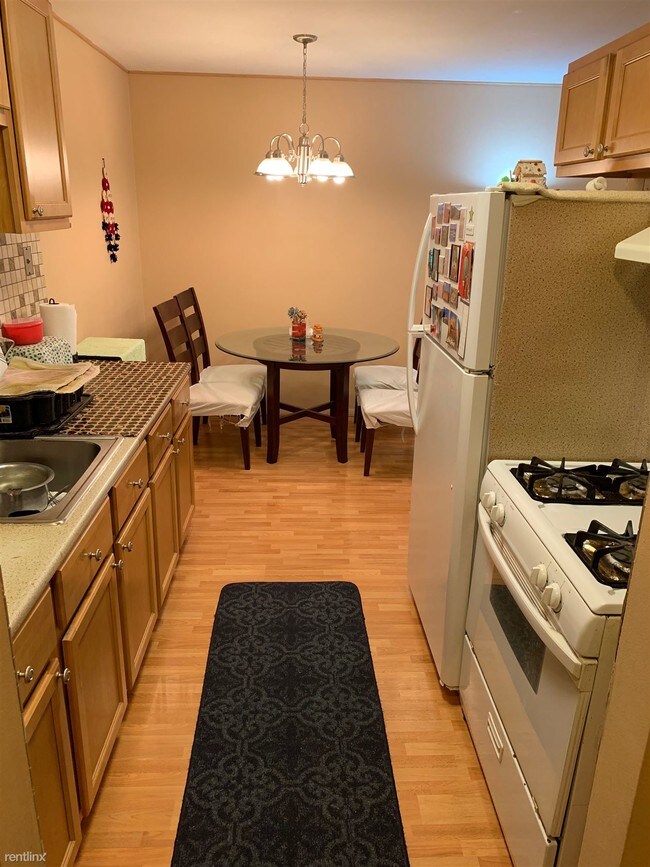 Foto del edificio - 974 Thornton Ln