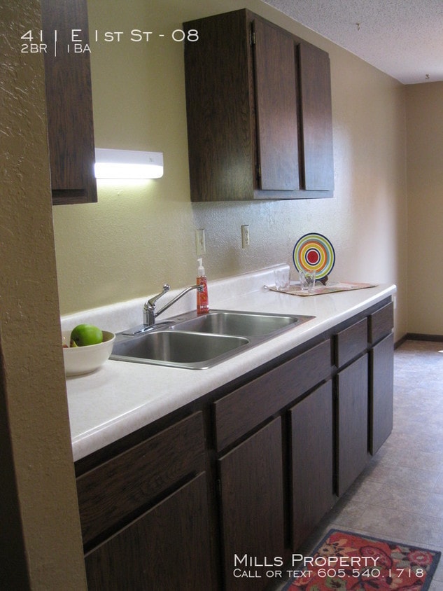 411 E 1st St Unit 08, Volga, SD 57071 Room for Rent in Volga, SD