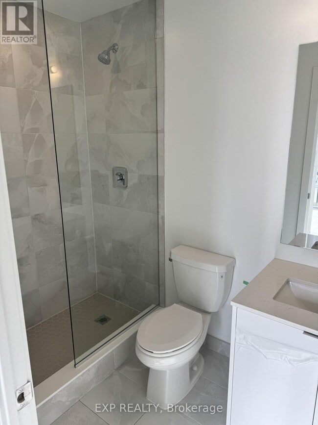 Building Photo - 2088 James St